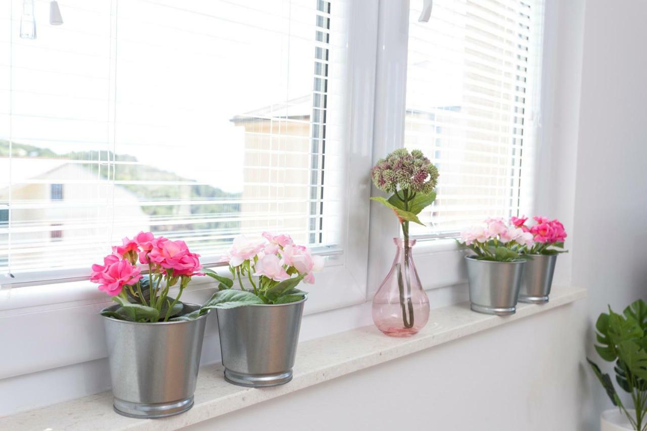 מאקרסקה Apartments Dora מראה חיצוני תמונה