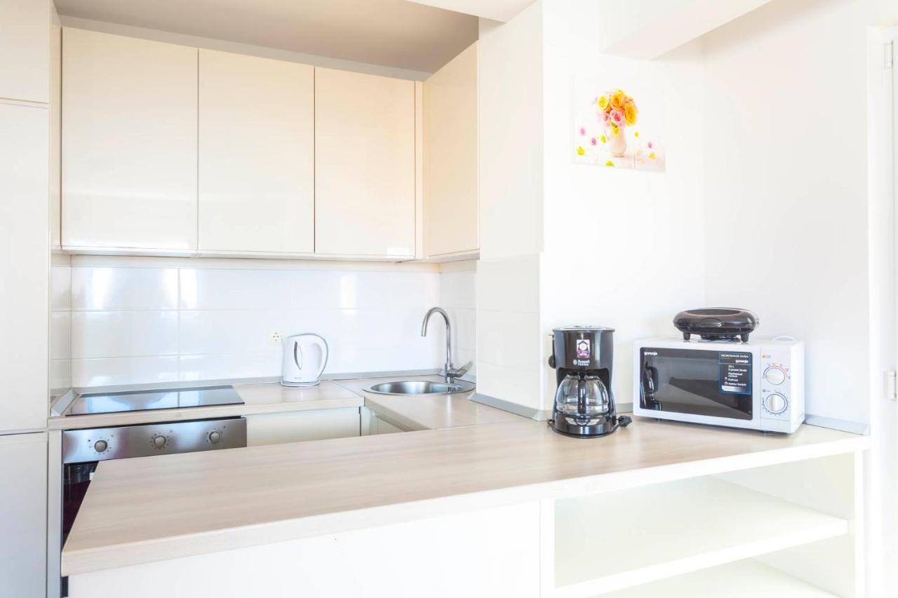 מאקרסקה Apartments Dora מראה חיצוני תמונה